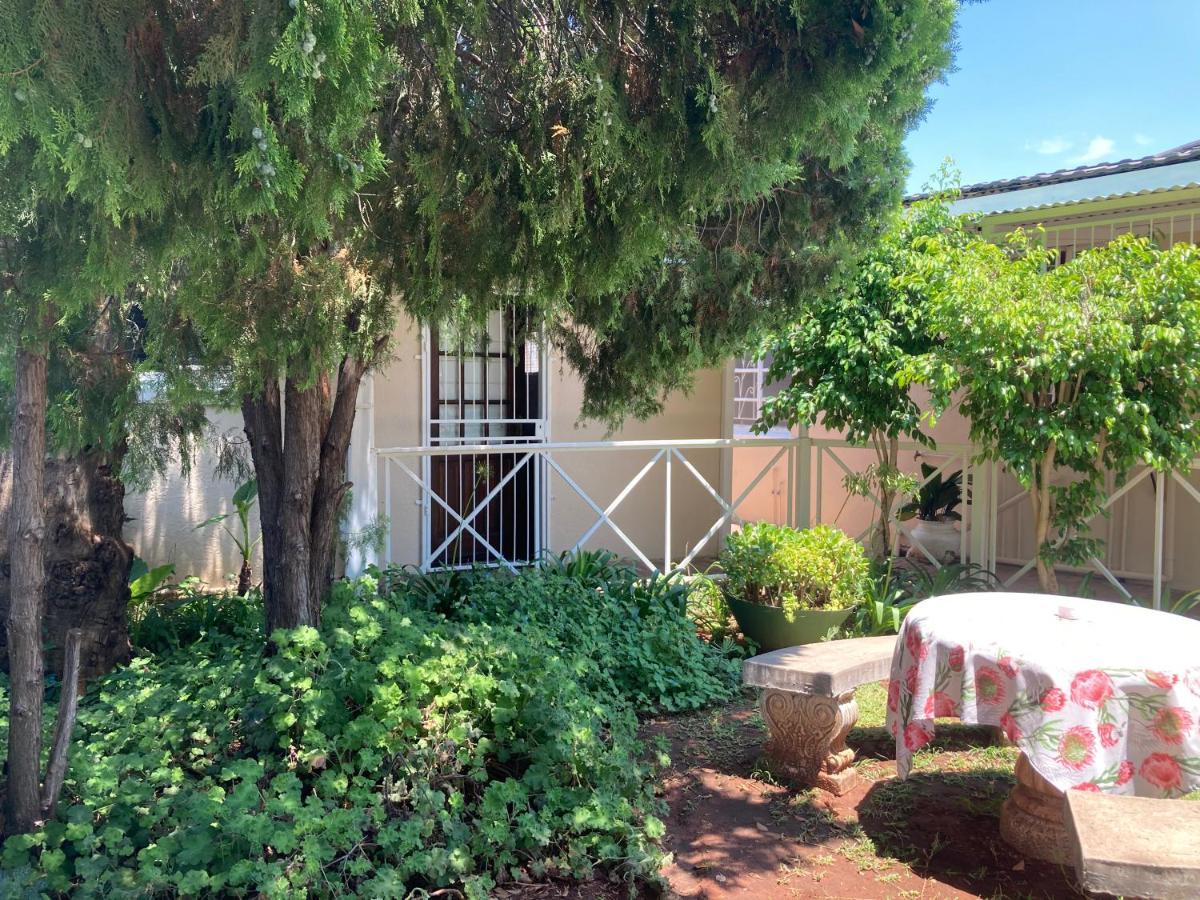 Jungnickel Guesthouse Kimberley Εξωτερικό φωτογραφία